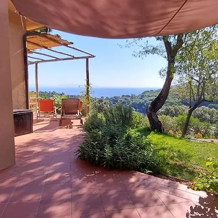 La Mandorla Salata Ferienhaus