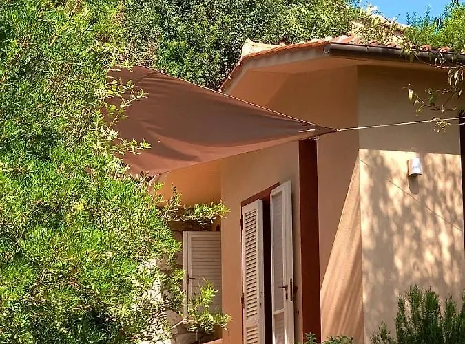 Дом отдыха La Mandorla Salata Каполивери